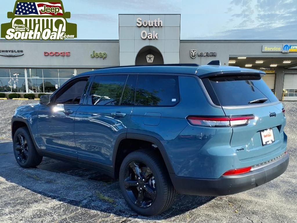 New 2026 Steel Blue Exterior Paint Jeep Limited image 4