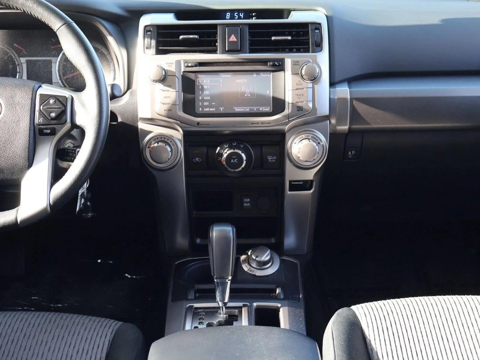 Used 2018 Super White Toyota SR5 image 20
