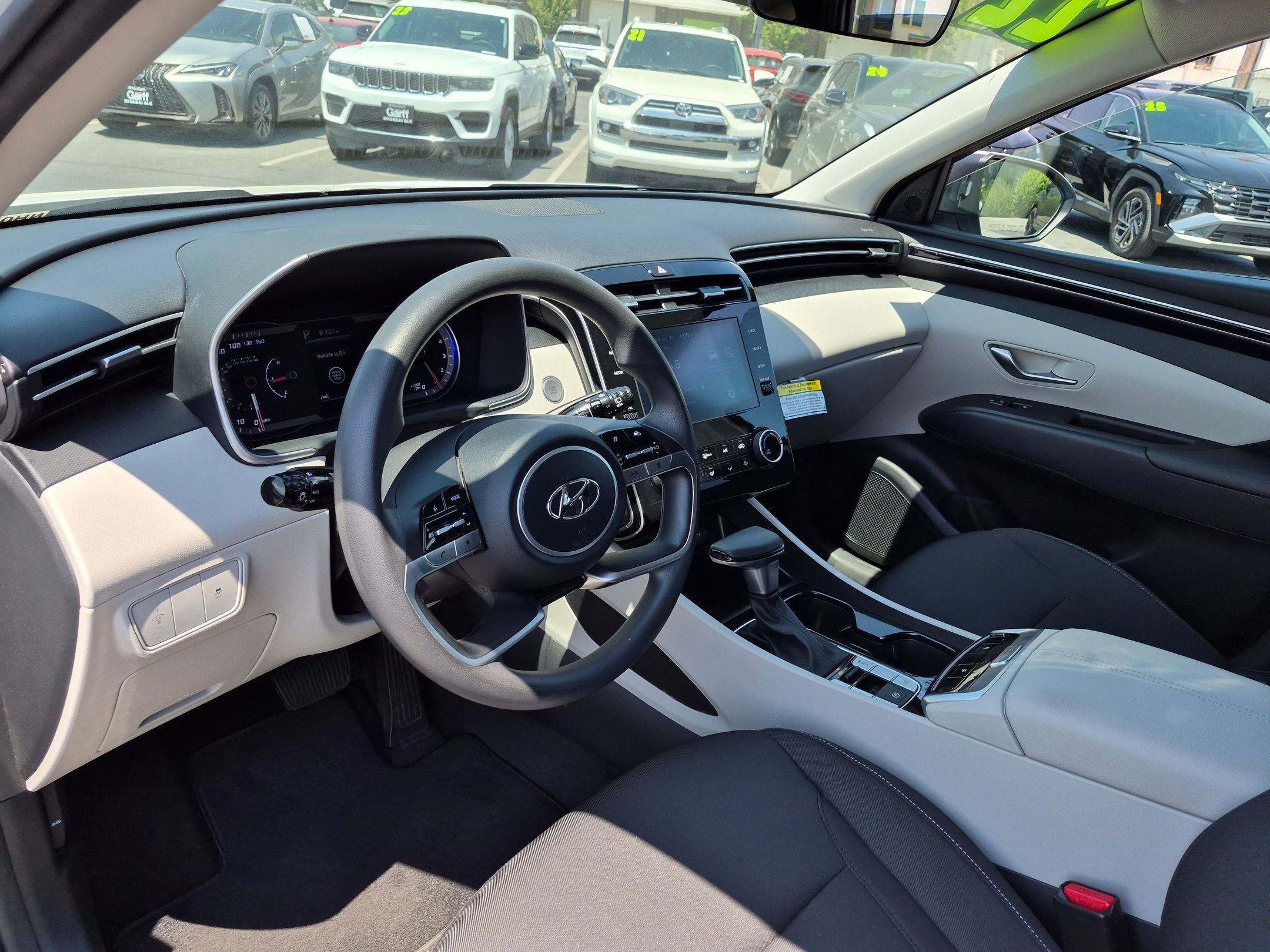 Certified Used 2022 Quartz White Hyundai SEL image 15