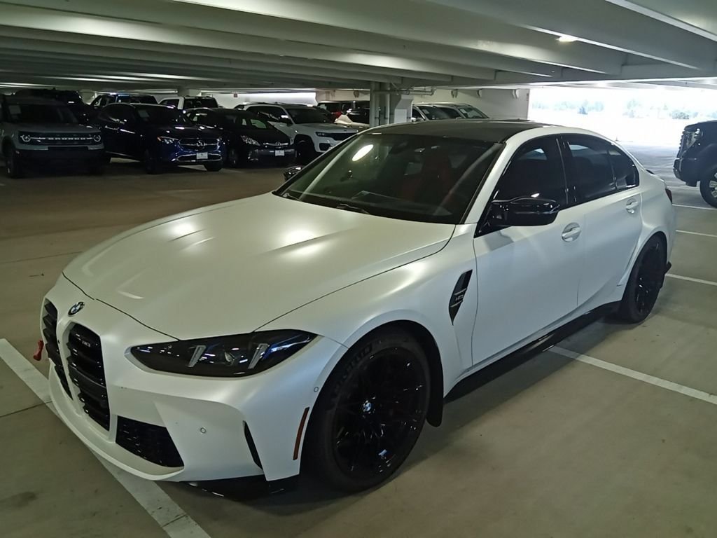 Used 2025 Frozen Brilliant White Metallic BMW  image 1