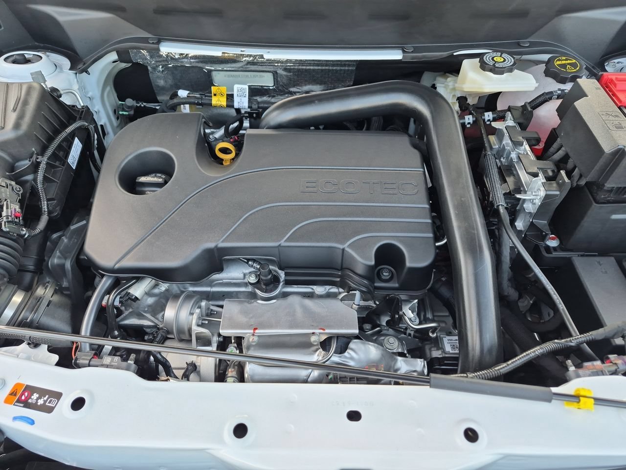 2027 Chevrolet Equinox LT - Photo 27