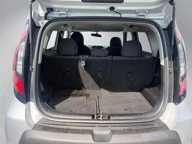 Used 2015 Bright Silver Kia  image 22