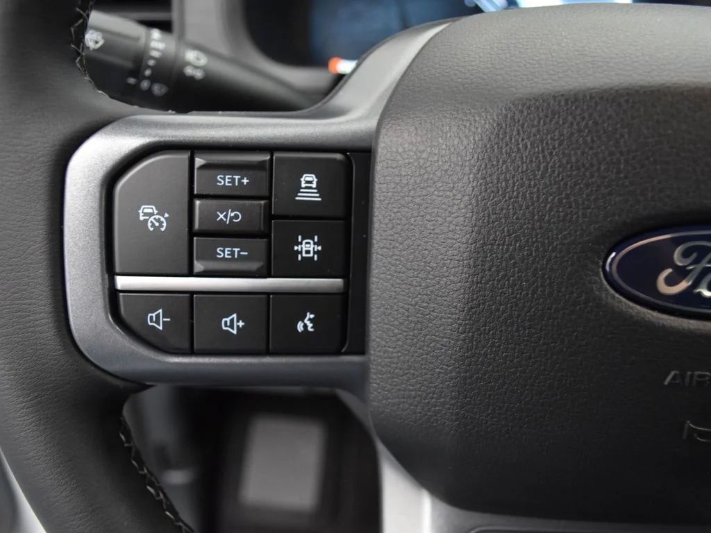New 2026 White Ford XLT image 8