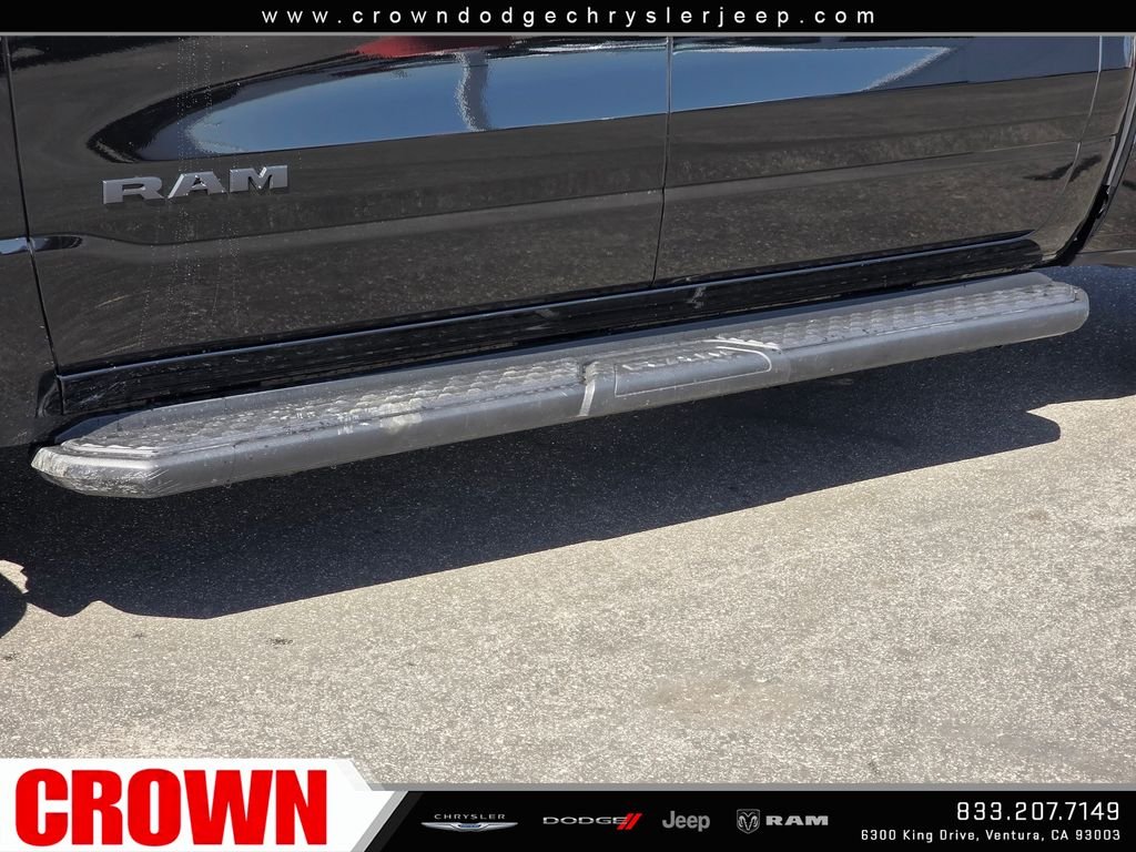 New 2026 Diamond Black Crystal Pearl-Coat Exterior Paint RAM  image 10