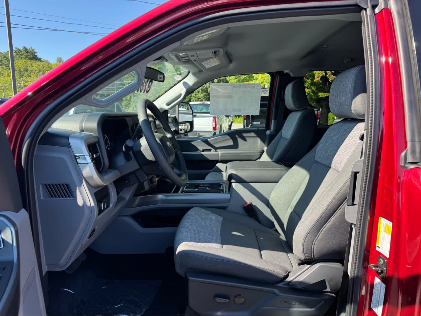 New 2026 Ruby Red Metallic Tinted Clearcoat Ford XLT image 10