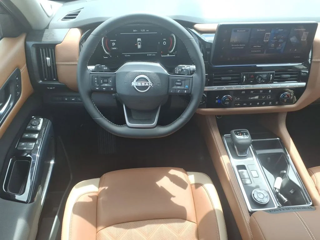 New 2026 White Nissan Platinum image 7