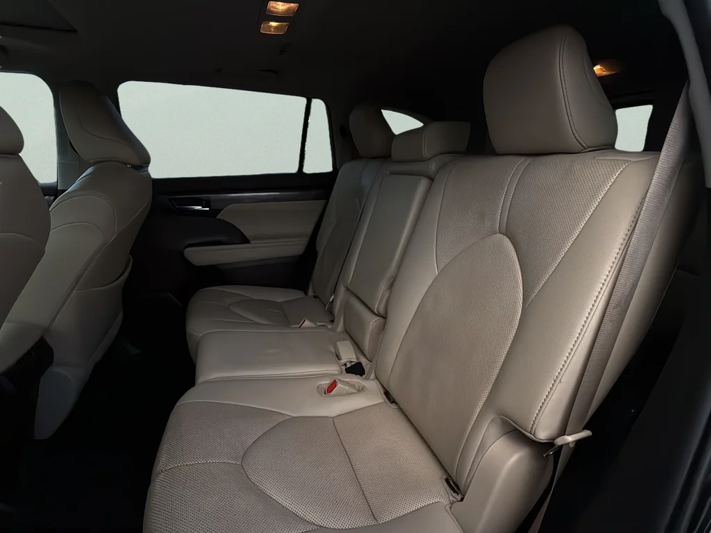 Used 2020 Amber Toyota Limited image 22