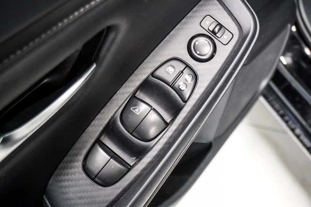 Used 2023 Black Nissan S image 20
