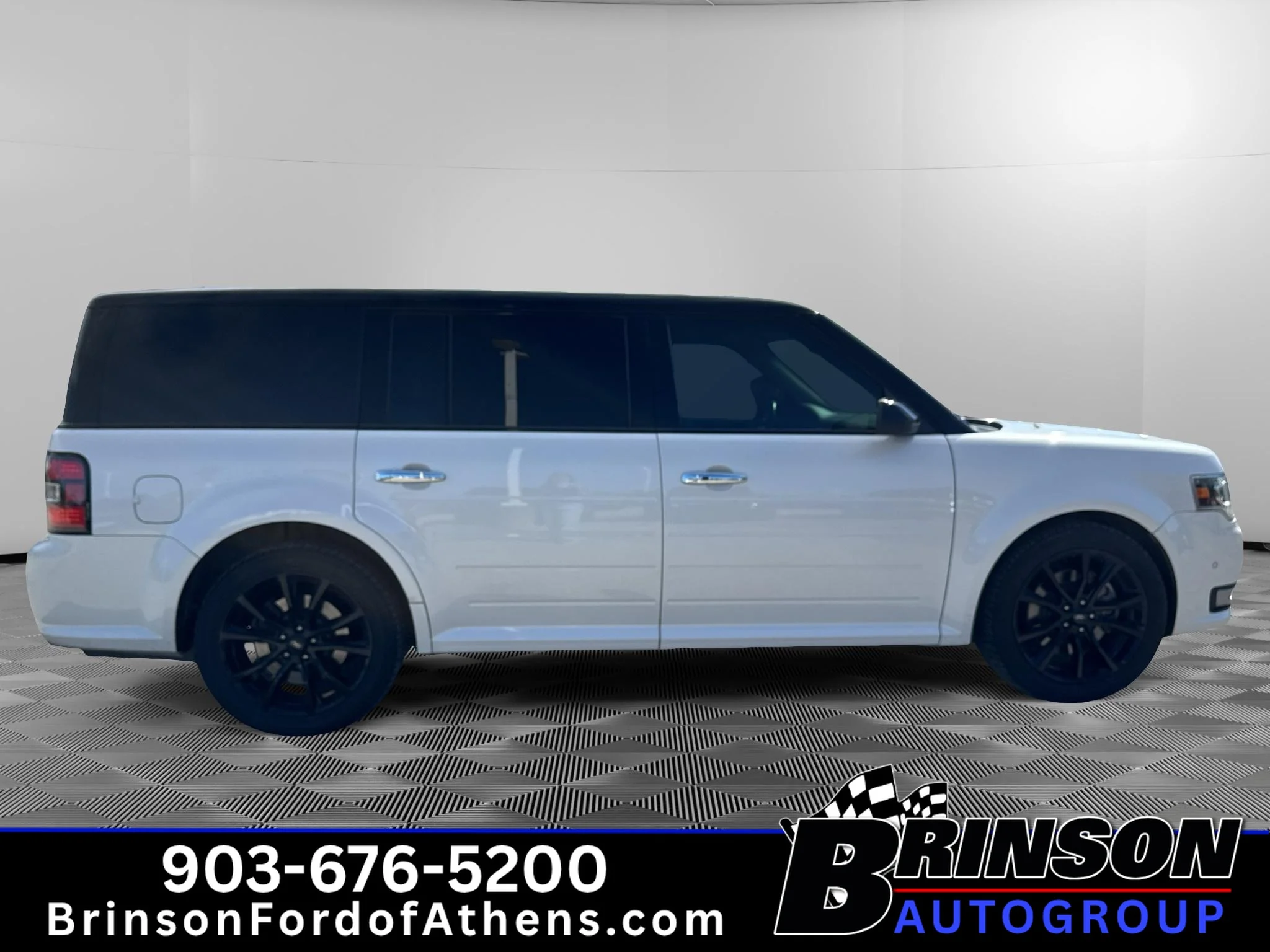 Used 2019 White Platinum Tri-Coat Metallic Ford Limited EcoBoost image 4