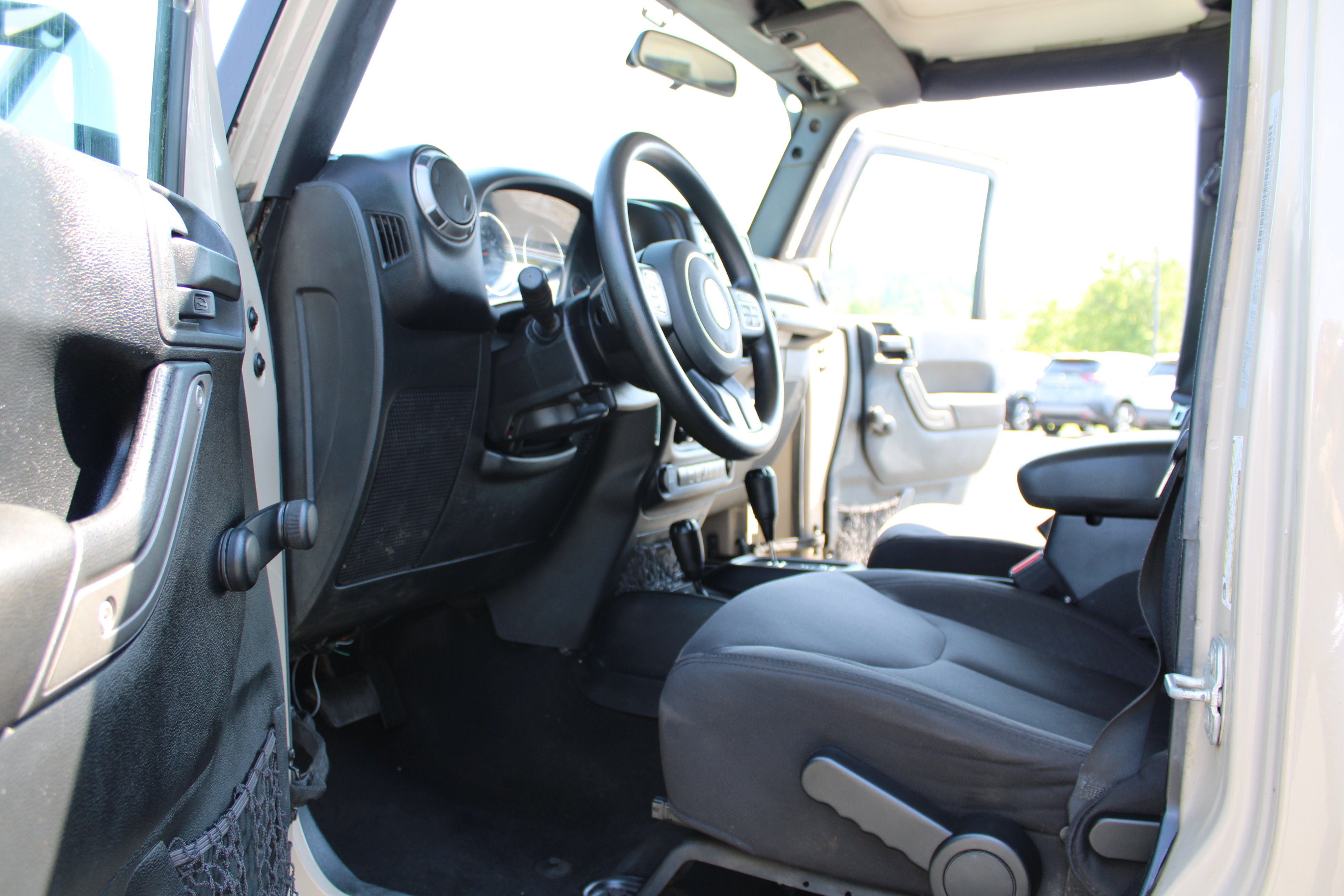 Used 2016 Mojave Sand Clearcoat Jeep Sport image 16