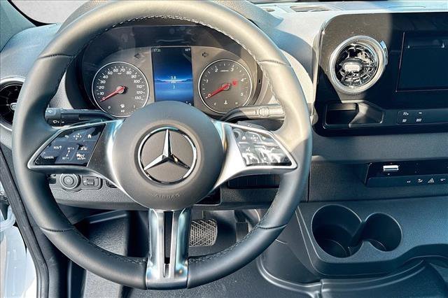 New 2026 Arctic White Mercedes-Benz  image 41