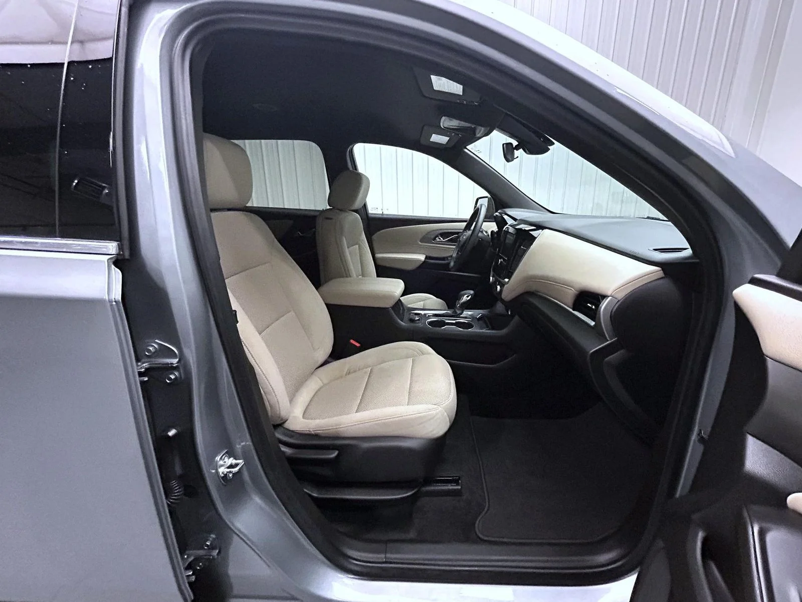 Used 2023 Gray Chevrolet LS image 15