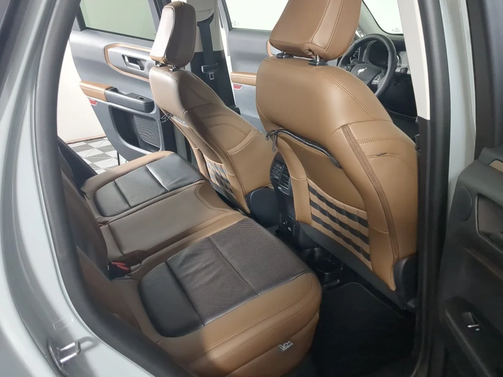 Used 2023 CACTUS GRAY Ford Badlands image 20