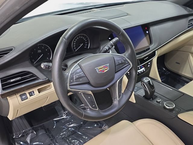 Used 2019 Bronze Dune Metallic Cadillac 3.6L Luxury image 16