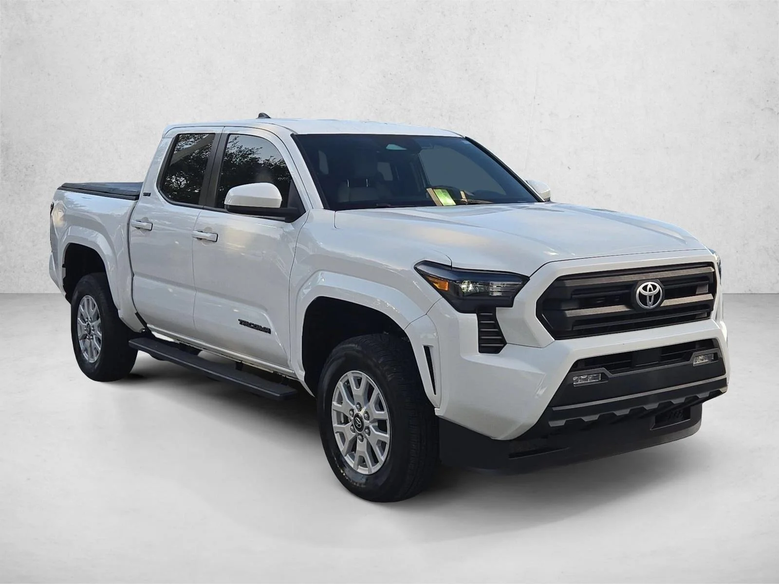 Used 2024 Ice Cap Toyota SR5 image 3