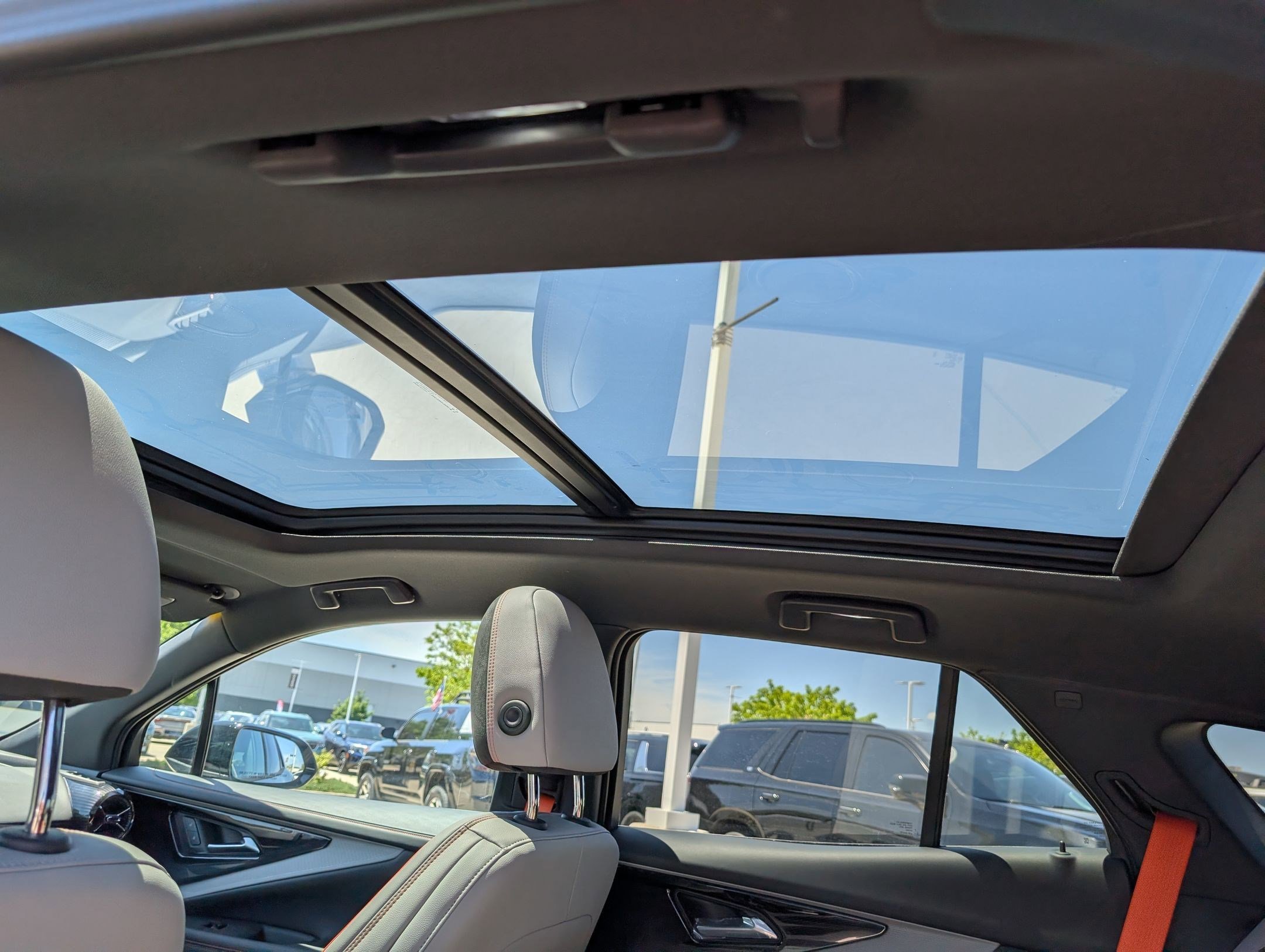 2025 Chevrolet Blazer EV SS - Photo 14