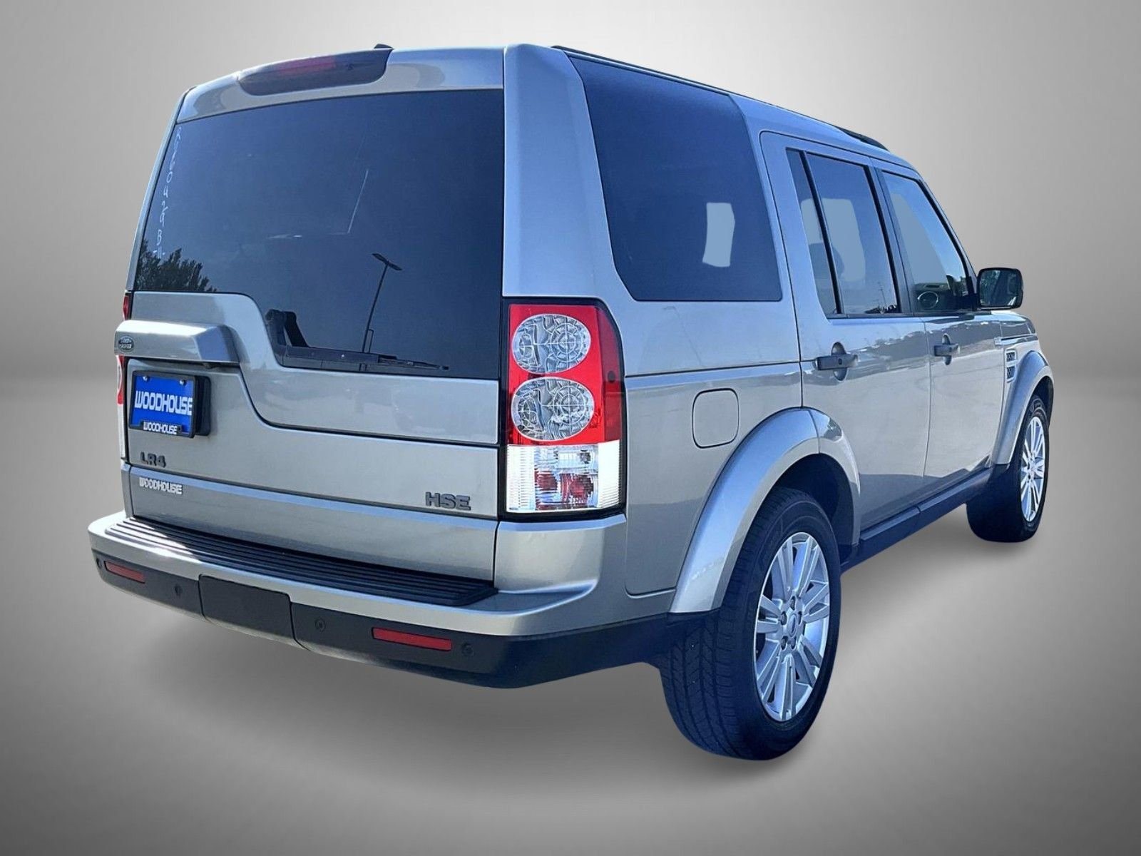 Used 2011 Beige Land Rover V8 image 5