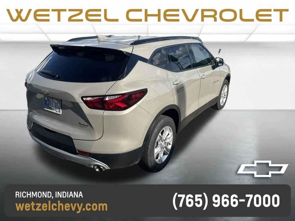 Used 2021 Gray Chevrolet LT image 5