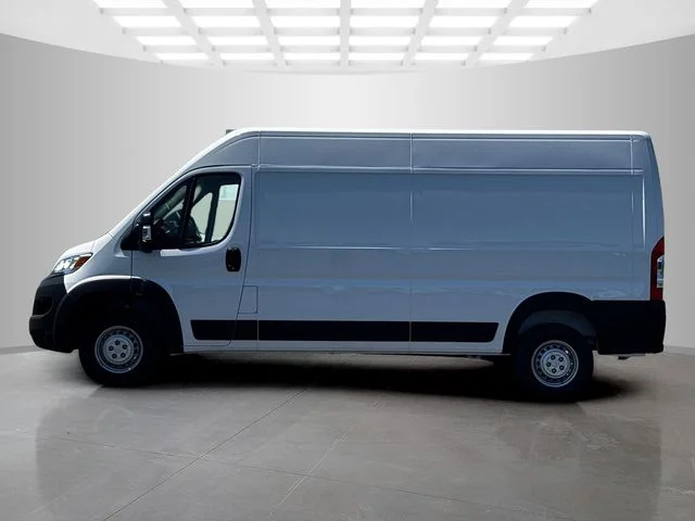 New 2026 Bright White Clear-Coat Exterior Paint RAM Tradesman image 4