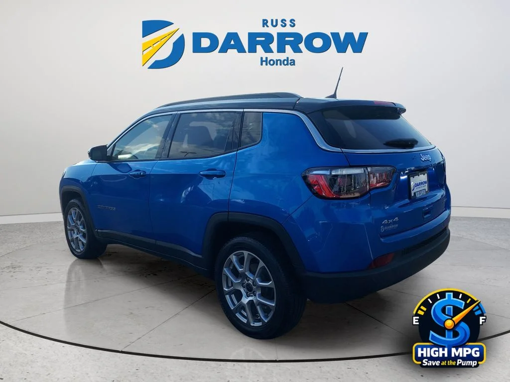 Used 2025 Blue Jeep Limited image 3