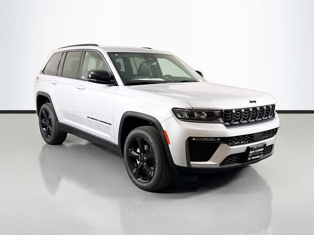 New 2026 Silver Zynith Exterior Paint Jeep Limited image 1