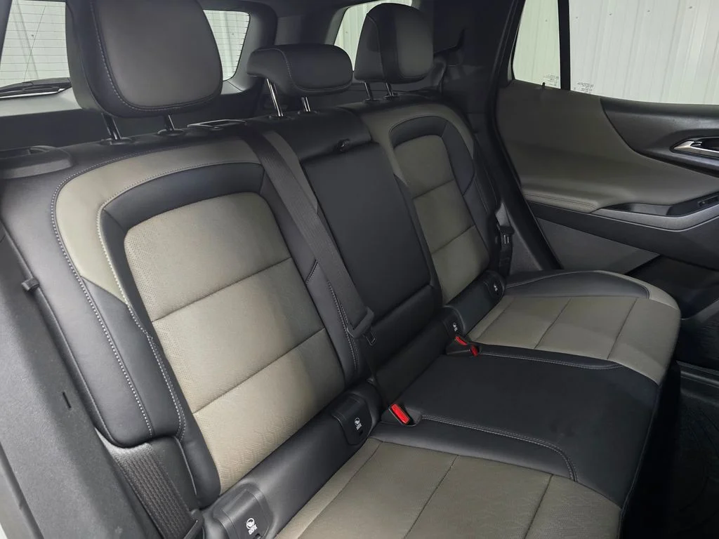 Used 2026 Green Chevrolet LT image 31