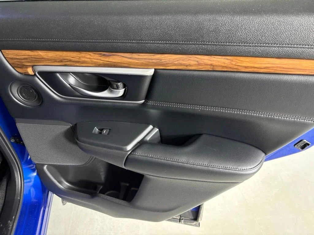 Used 2022 Blue Honda EX-L image 19