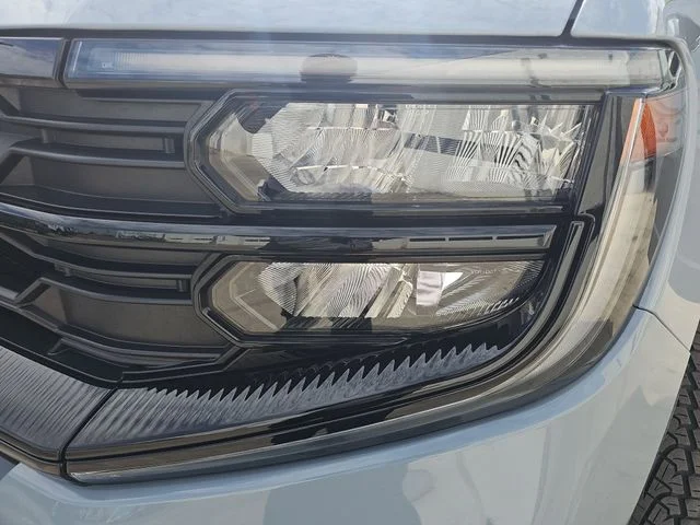 Used 2025 Gray Ford Active image 30