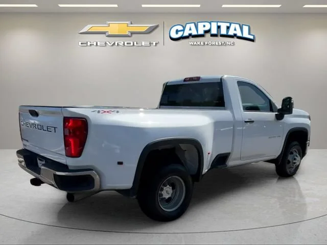 Used 2025 Summit White Chevrolet WT DRW image 5