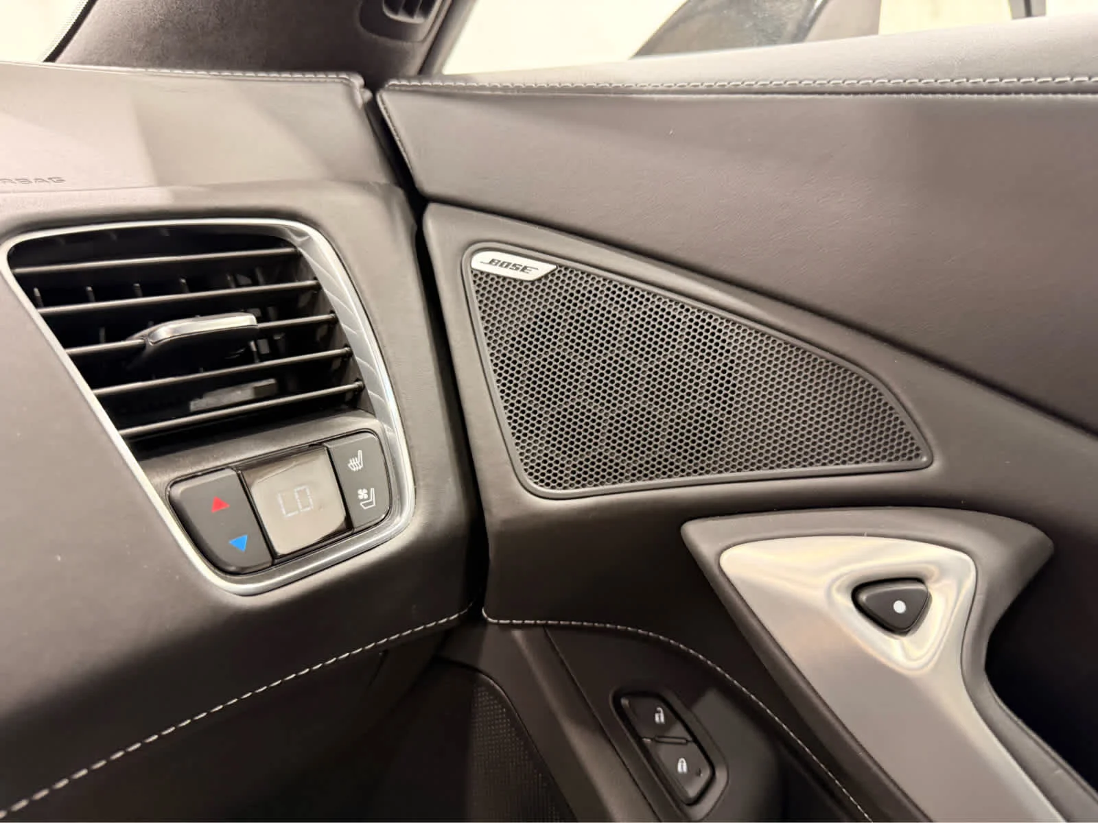 Used 2018 Arctic White Chevrolet Grand Sport 3LT image 23