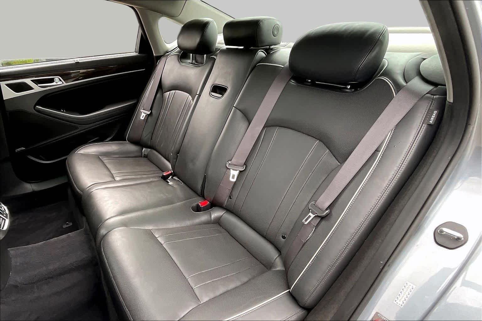 Used 2015 Parisian Gray Hyundai 3.8L image 20
