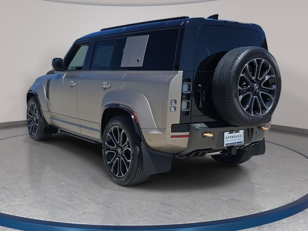 Used 2025 Brown Land Rover OCTA image 7