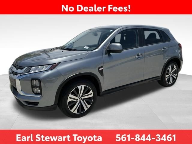 Used 2024 Gray Mitsubishi 2.0 ES image 8