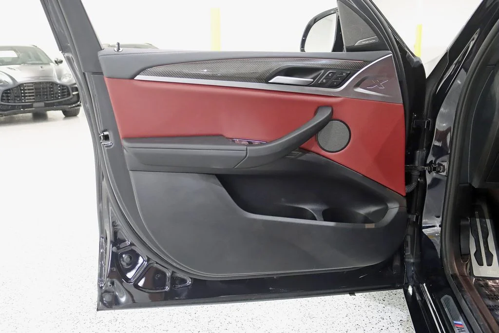 Used 2023 Black BMW M40i image 36