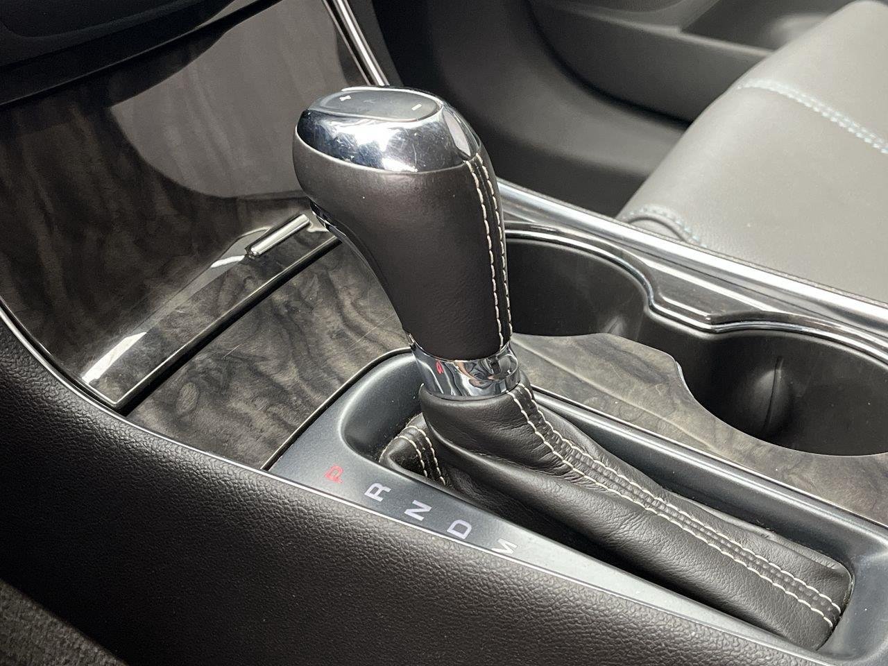 Used 2014 Black Chevrolet LT image 21