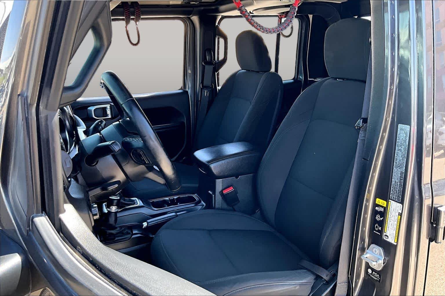 Pre-Owned 2021 Jeep Gladiator Willys