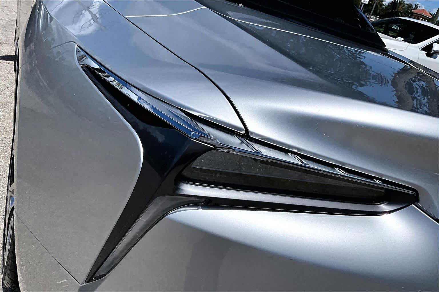 Used 2021 Liquid Platinum Lexus  image 29