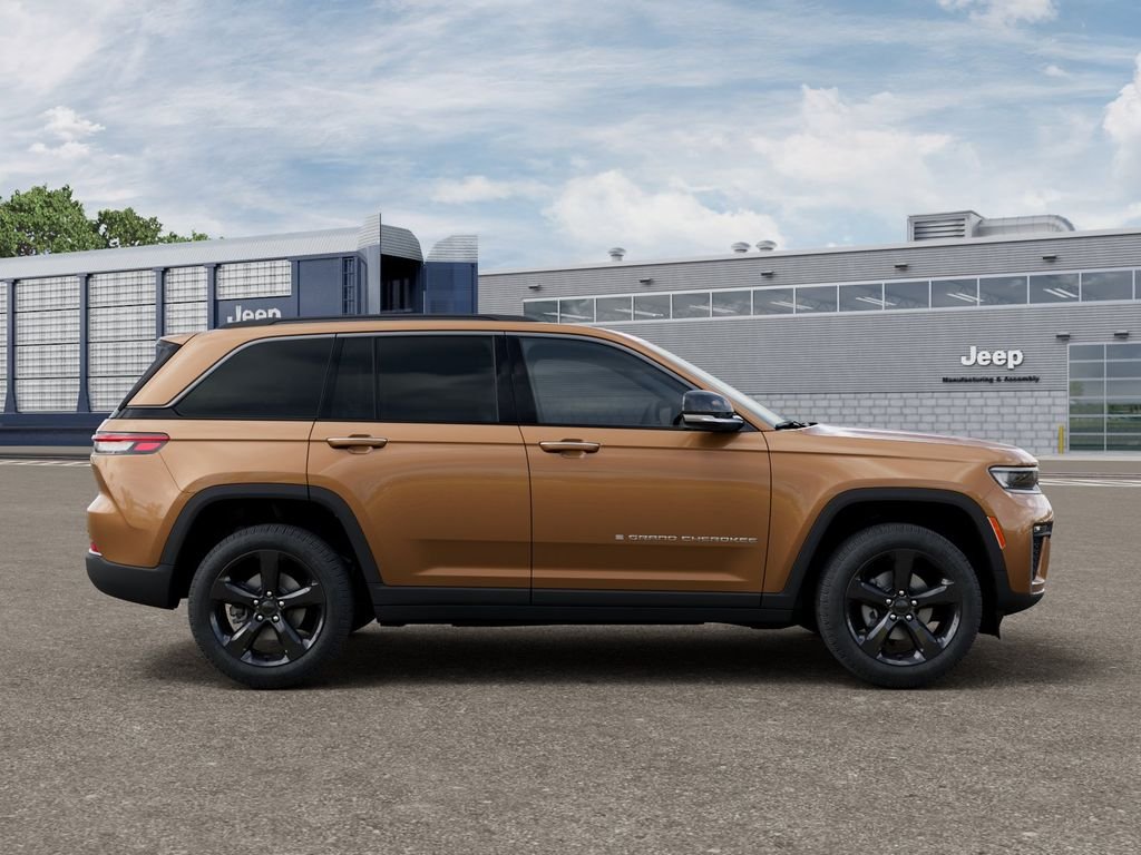 New 2026 Copper Shino Metallic Clear-Coat Exterior Paint Jeep Limited image 21