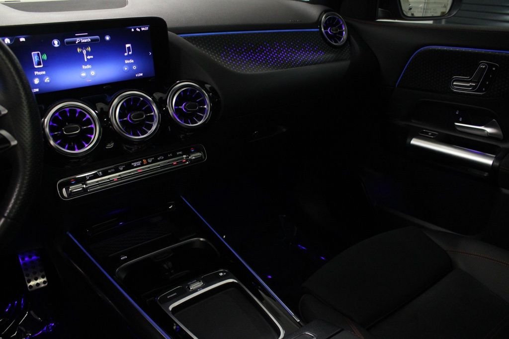 Certified Used 2025 Gray Mercedes-Benz GLA 250 image 22