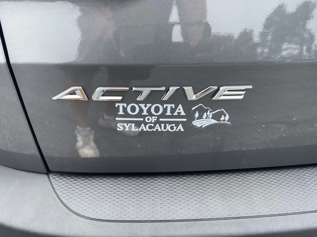 Used 2026 CARBONIZED GRAY METALLIC Ford Active image 8