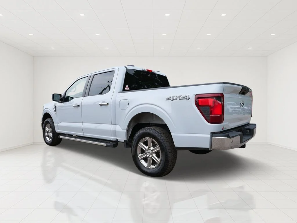 Certified Used 2025 White Ford XLT image 4