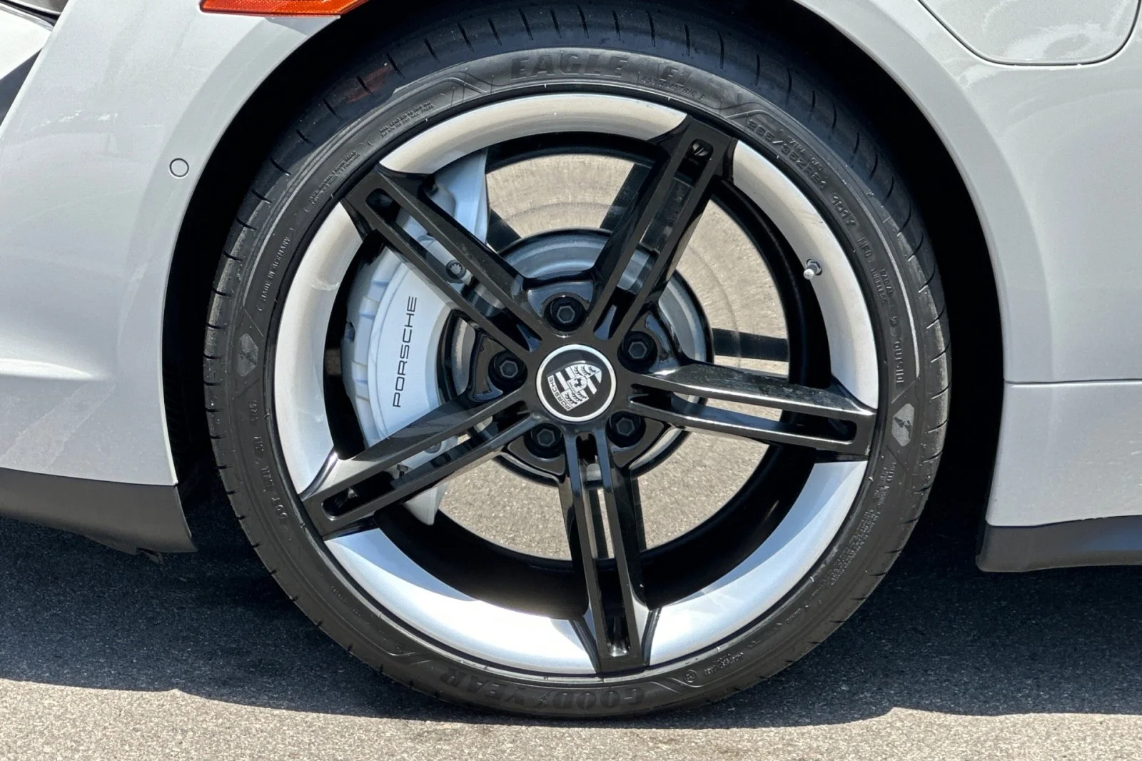 Certified Used 2023 Chalk Porsche RWD image 26