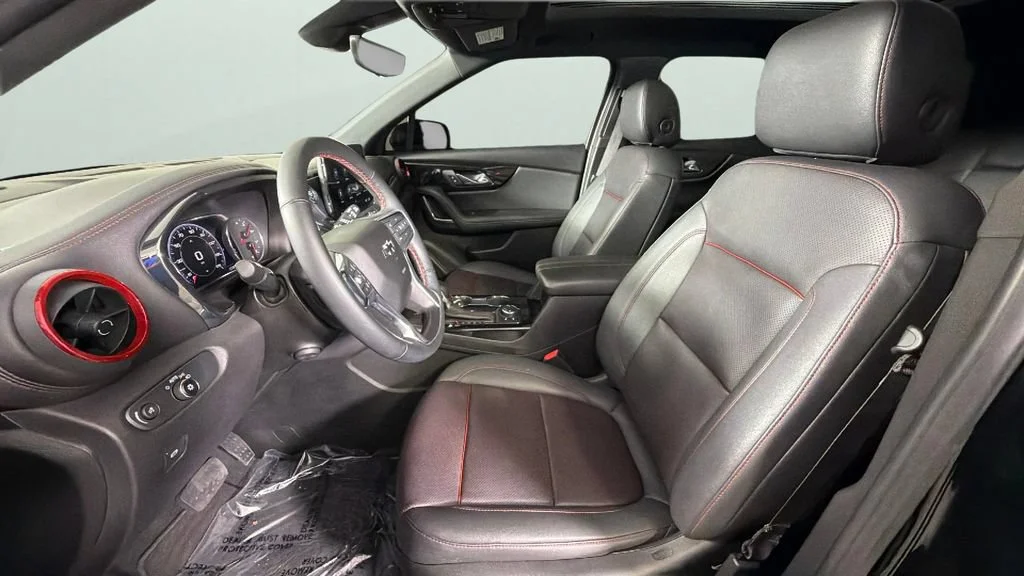 Used 2024 Black Chevrolet RS image 17