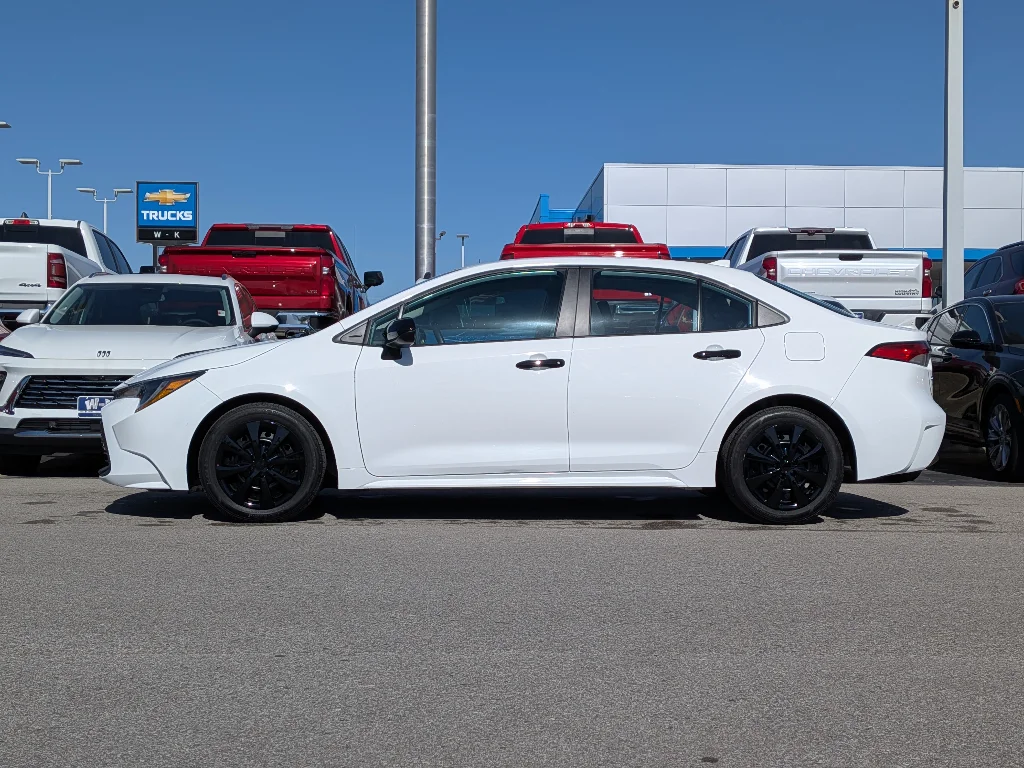 Used 2024 Ice Cap Toyota LE image 7