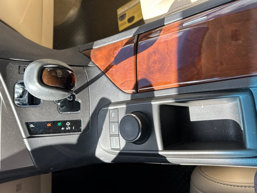 Used 2013 White Lexus 350 image 22