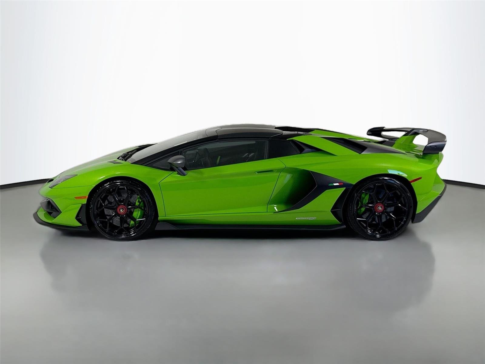 2021 Lamborghini Aventador - Photo 63