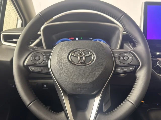 New 2026 Wind Chill Pearl <sup>1</sup> Toyota  XLE image 21