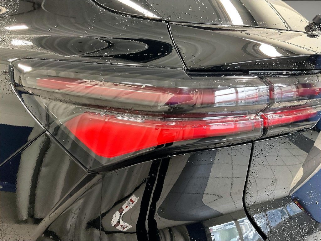 Used 2024 Black Chevrolet LT image 34