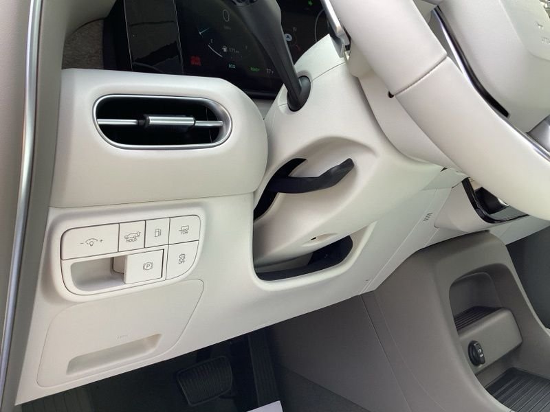 New 2027 Black Hyundai Limited image 32