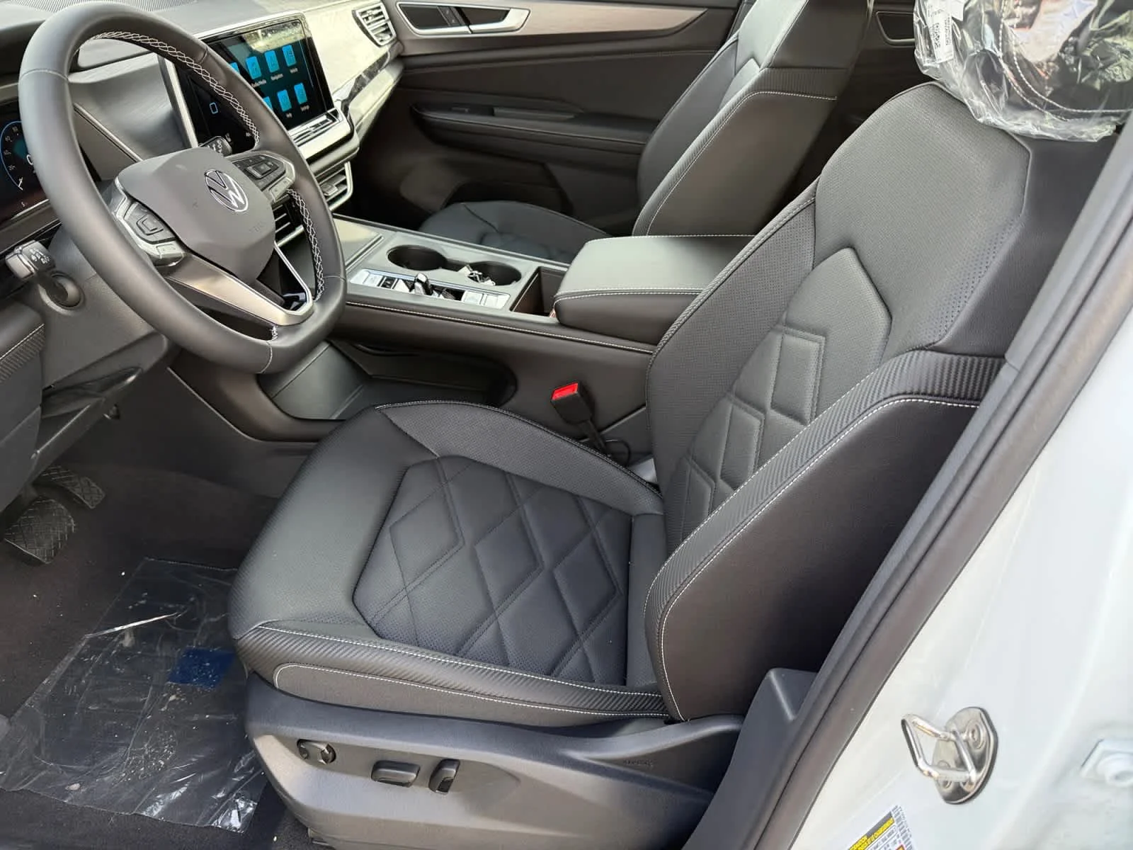 2026 Volkswagen Atlas Cross Sport SE - Photo 15
